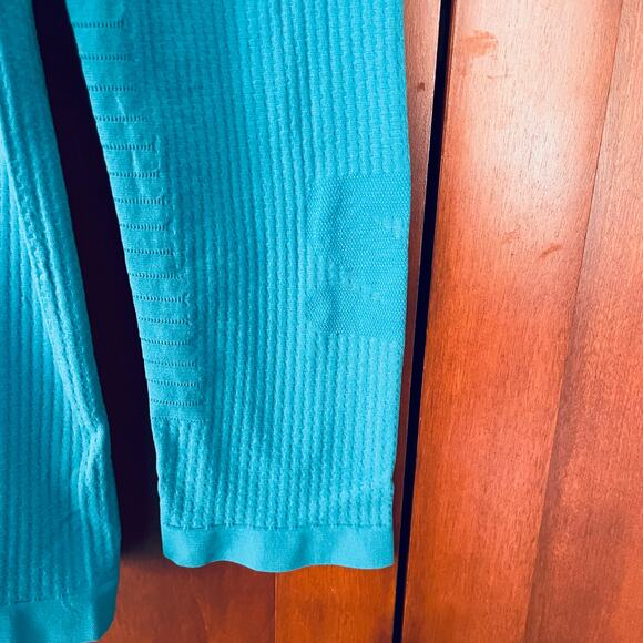 Salomon Essential Warm Top Base Layer Mock Neck Long Sleeve Blue Size Medium NEW - Picture 5 of 9